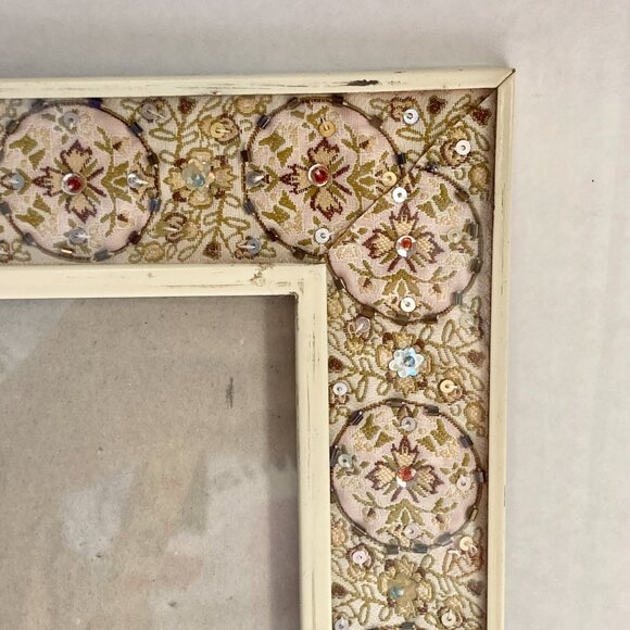 Vintage Fabric Sequin Bead Picture Photo Frame 4" X 6" Glass Shabby Cottage Core - Picture 5 of 11